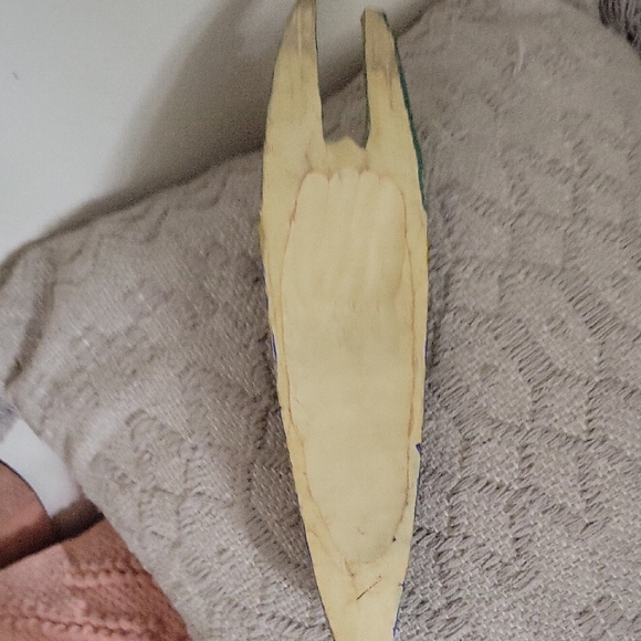 From Africa Handcrafted Yellow and Green Tribal Mask - Picture 4 of 5